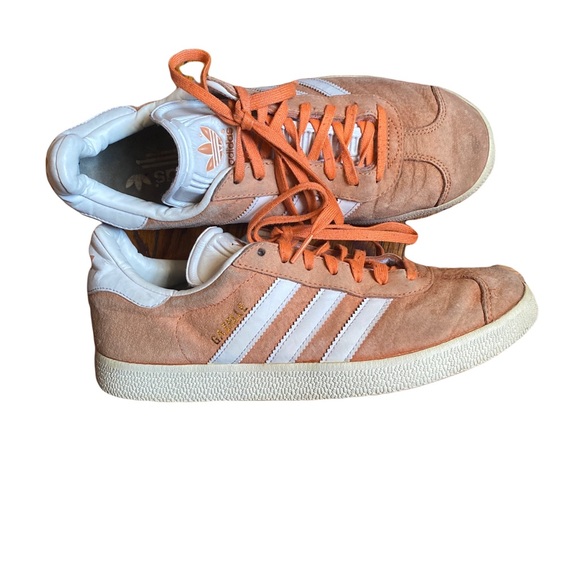 adidas gazelle peach